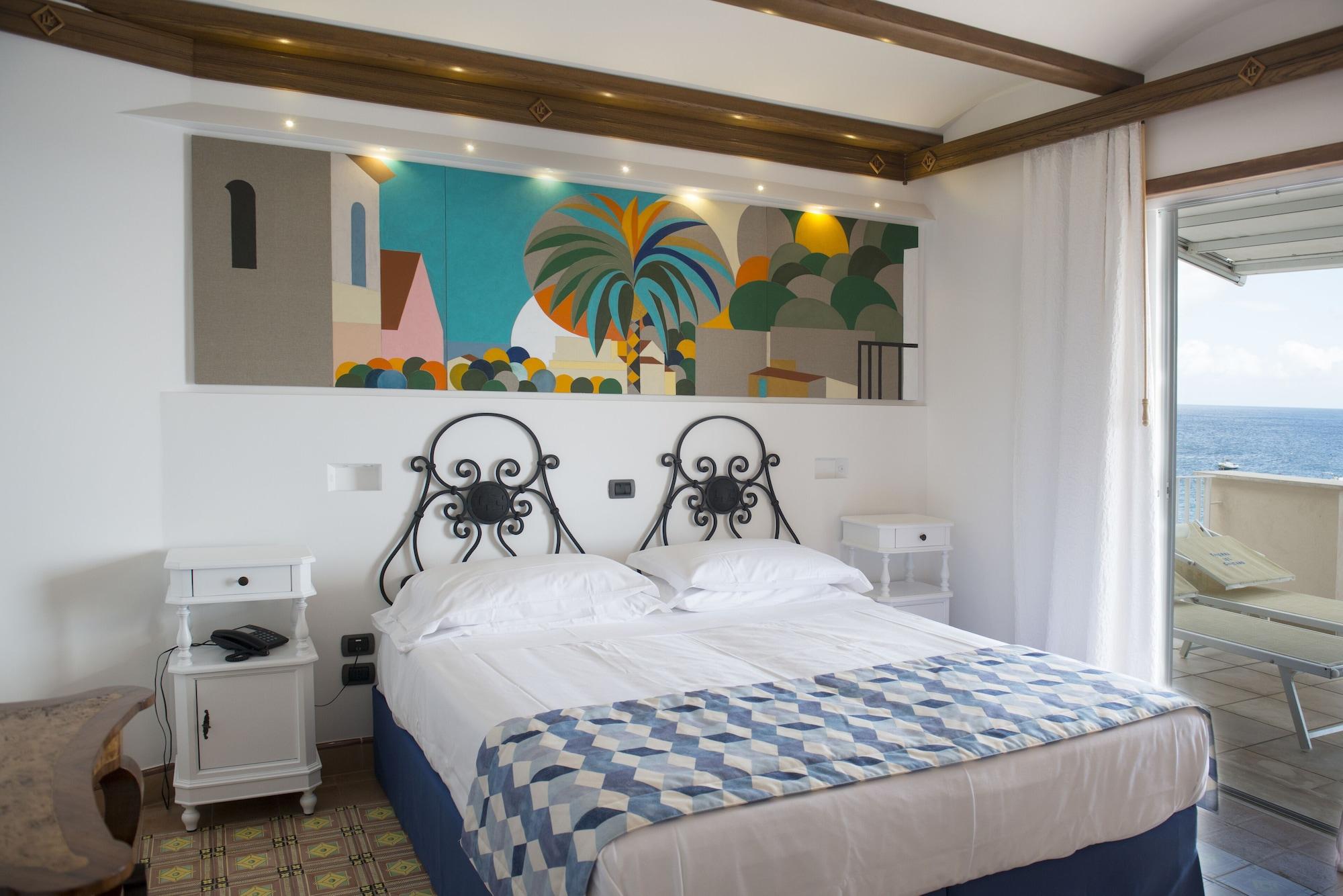 Taverna Del Capitano Marina del Cantone 外观 照片