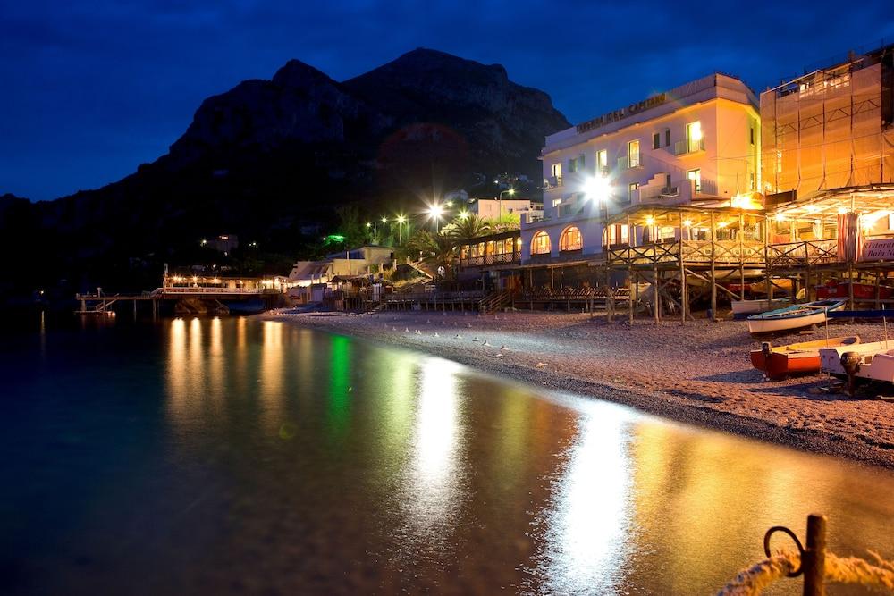 Taverna Del Capitano Marina del Cantone 外观 照片