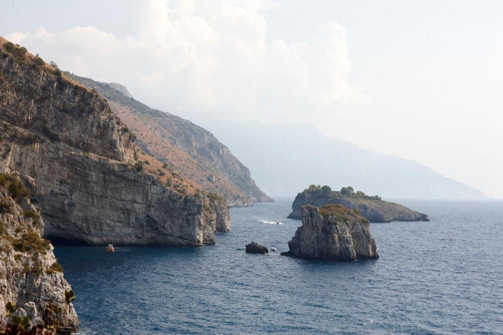 Taverna Del Capitano Marina del Cantone 外观 照片