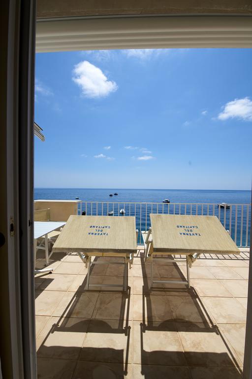 Taverna Del Capitano Marina del Cantone 外观 照片